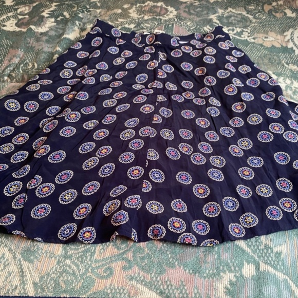 Vintage Y2K A Line Button Closure Geometric Banana Republic Skirt Size 4 Multi - Picture 2 of 5
